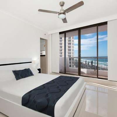 Surfers Paradise accommodation luxury